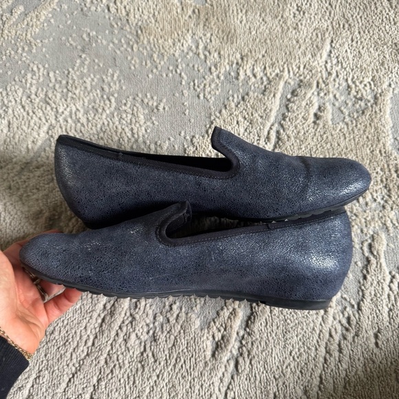 Munro flats loafers Barb Blue Printed Metallic Shoes comfort  Size 9 - Picture 9 of 13